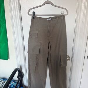 Aritzia TNA Olive Cargo Utility Pants Size 8